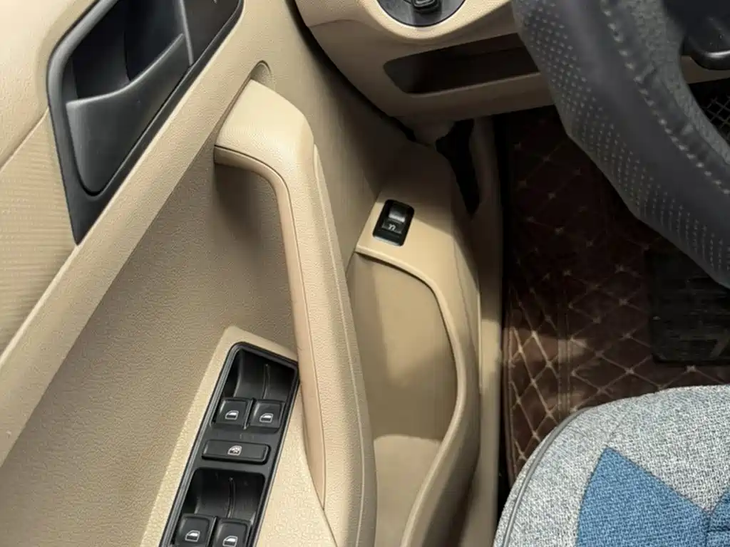 Jetta 2015 Edition 1.6L Manual Fashion купить на сайте DeffCars
