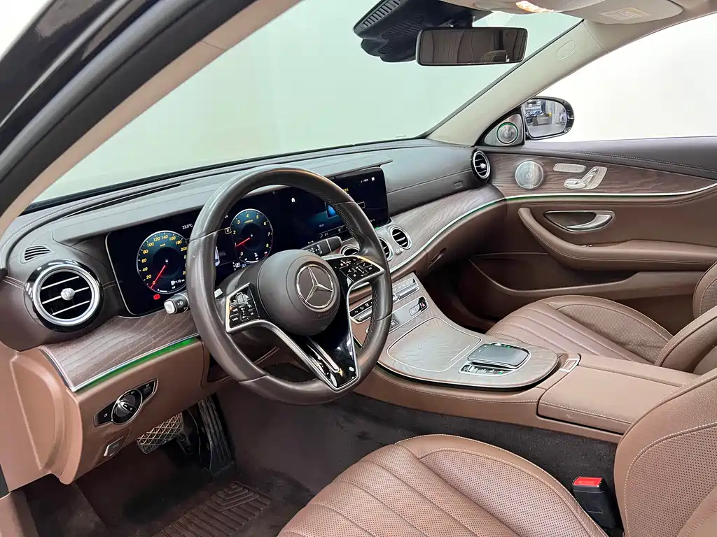 Mercedes-Benz E-Class 2021 E 300 L Premium Model купить на сайте DeffCars
