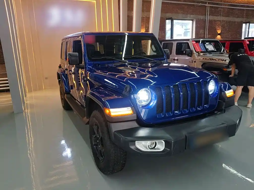 Wrangler 2018 2.0T Sahara four-door version купить на сайте DeffCars