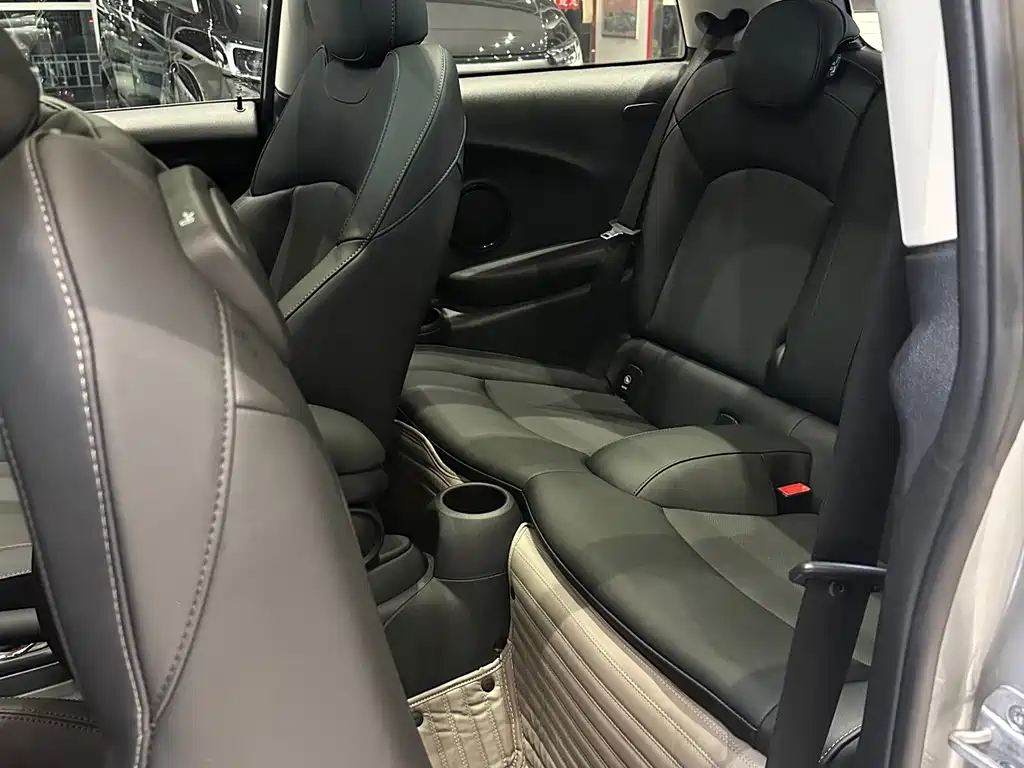 MINI 2023 facelift 1.5T COOPER artist купить на сайте DeffCars