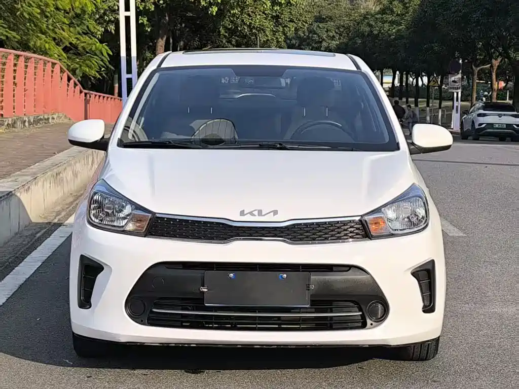 Huanchi 2020 1.4L automatic comfort sunroof version купить на сайте DeffCars