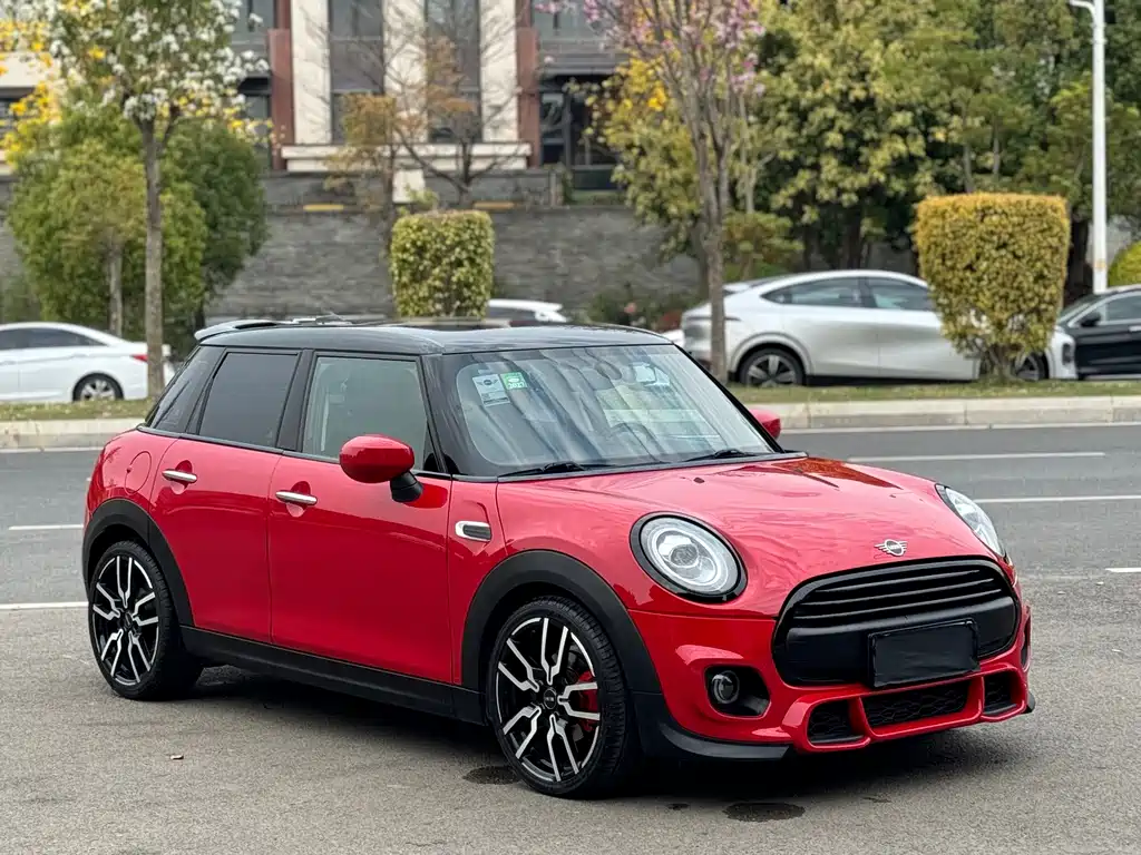 Mini 2018 1.5T ONE five-door version купить на сайте DeffCars