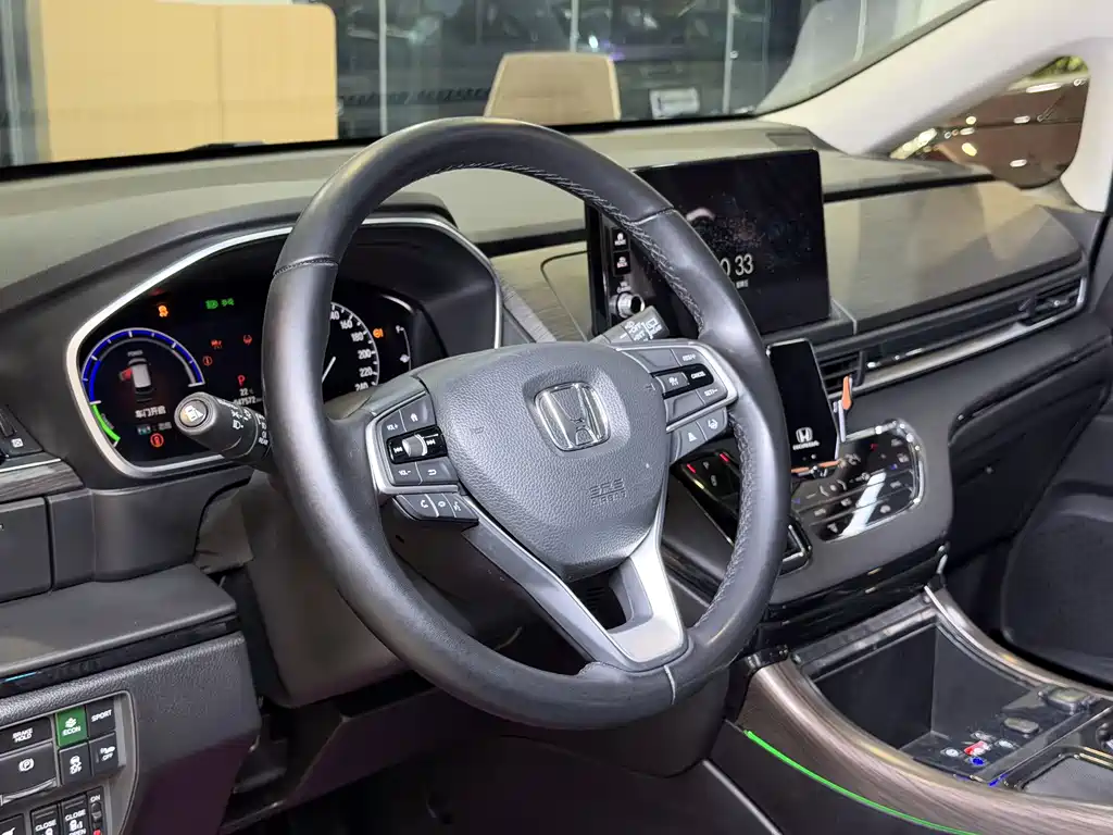 Alison 2024 2.0L e:HEV Deluxe Edition купить на сайте DeffCars