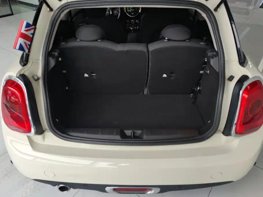 MINI 2016 1.5T COOPER купить на сайте DeffCars