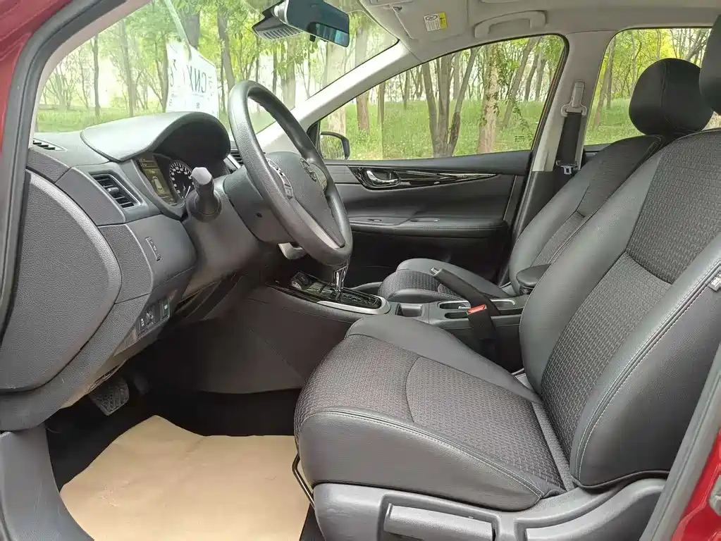 Tiida 2016 1.6L CVT Smart Travel Edition купить на сайте DeffCars