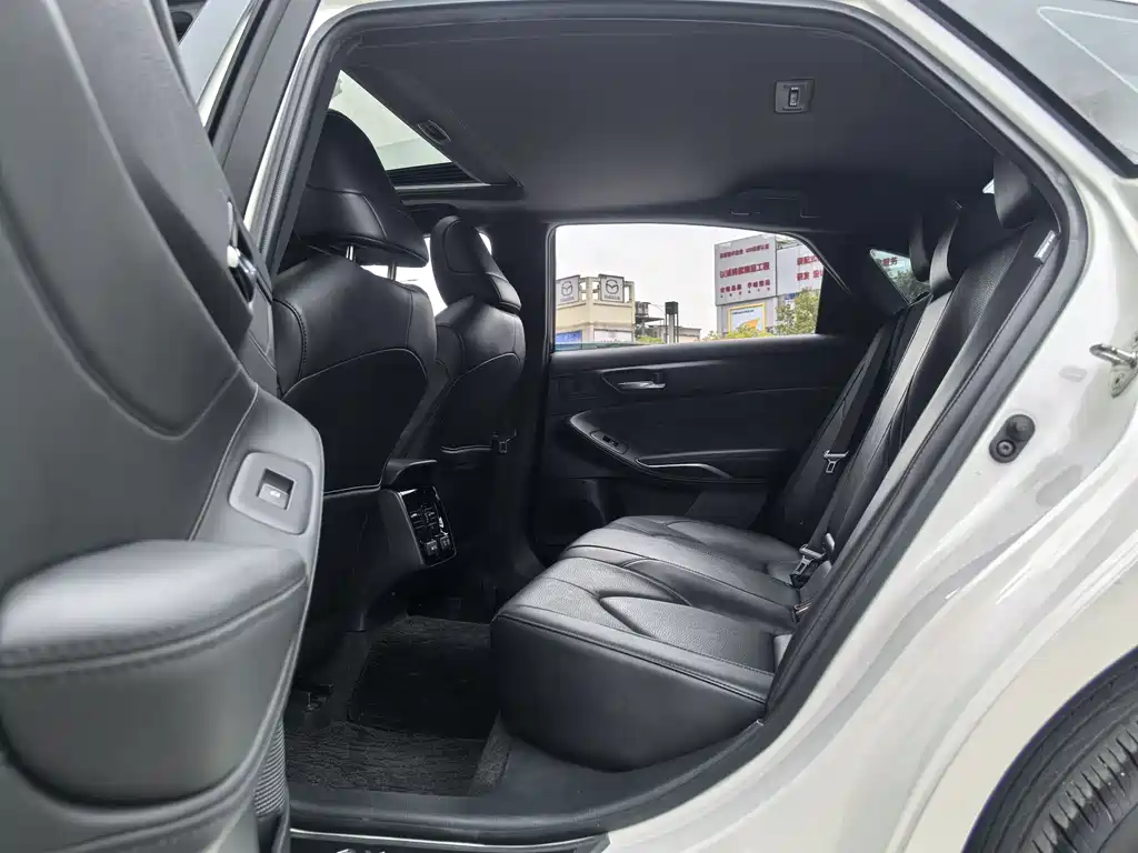 Asia Dragon 2019 2.0L XLE Exclusive Edition National VI купить на сайте DeffCars