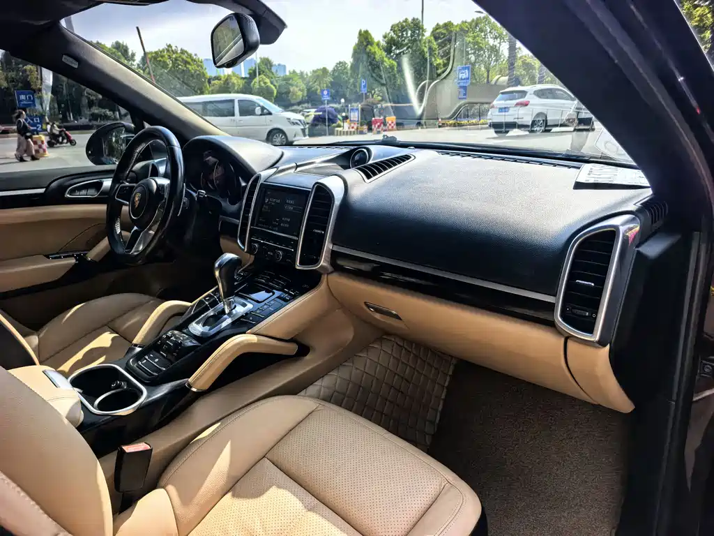 Cayenne 2015 Cayenne 3.0T купить на сайте DeffCars