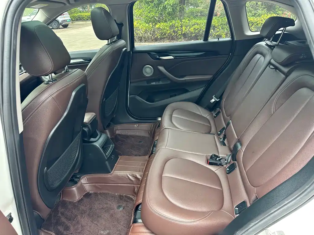 BMW X1 2021 sDrive20Li Fashion Model купить на сайте DeffCars