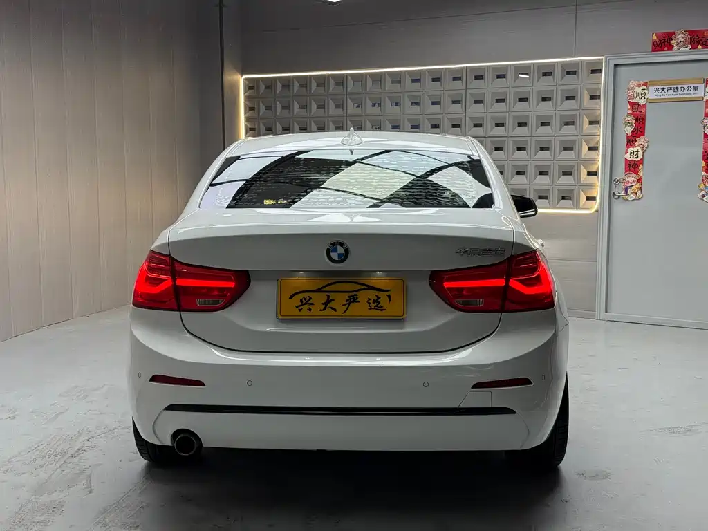 BMW 1 Series 2017 118i Sports купить на сайте DeffCars