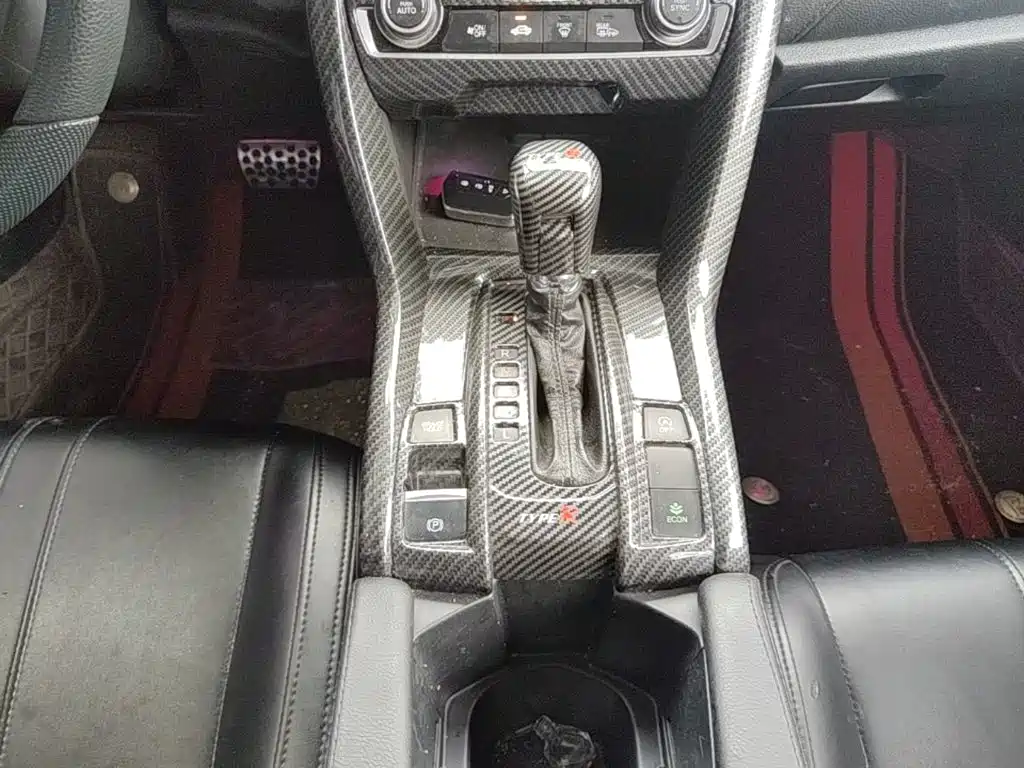 Civic 2019 220TURBO CVT Combustion Edition Country VI купить на сайте DeffCars