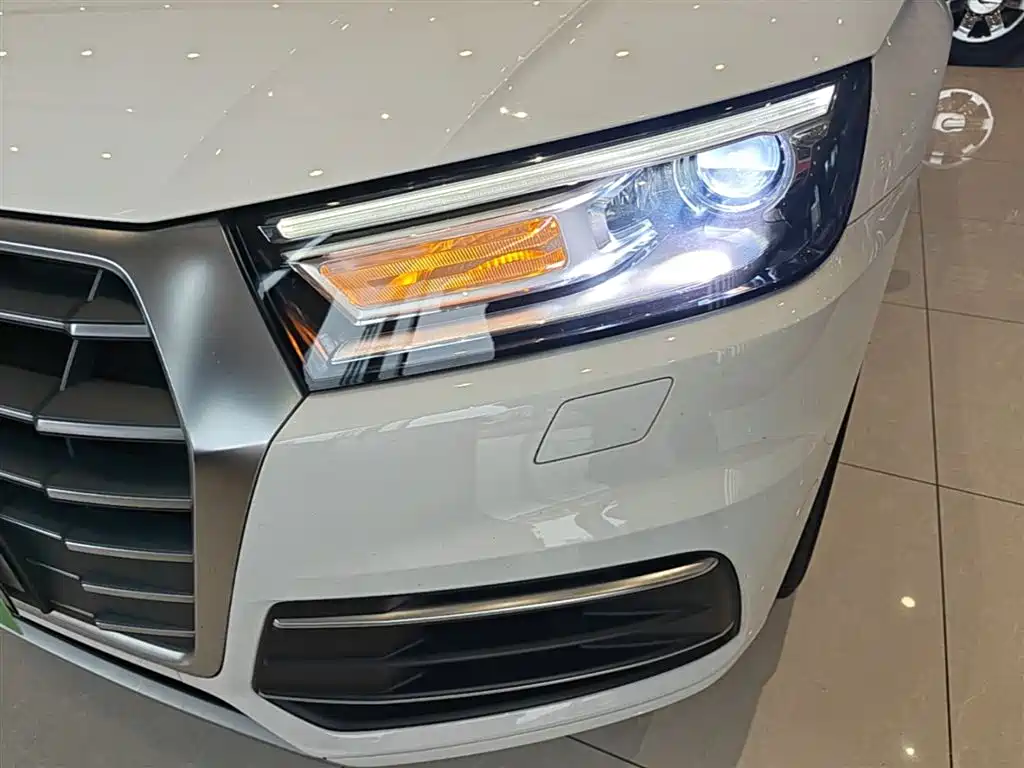Audi Q5L 2020 40 TFSI Honorable and Enterprising купить на сайте DeffCars