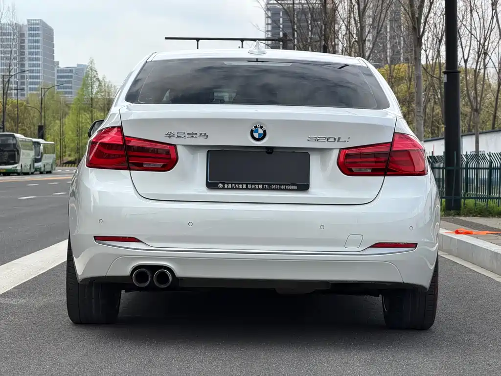 BMW 3 Series 2018 320Li Fashion Model купить на сайте DeffCars