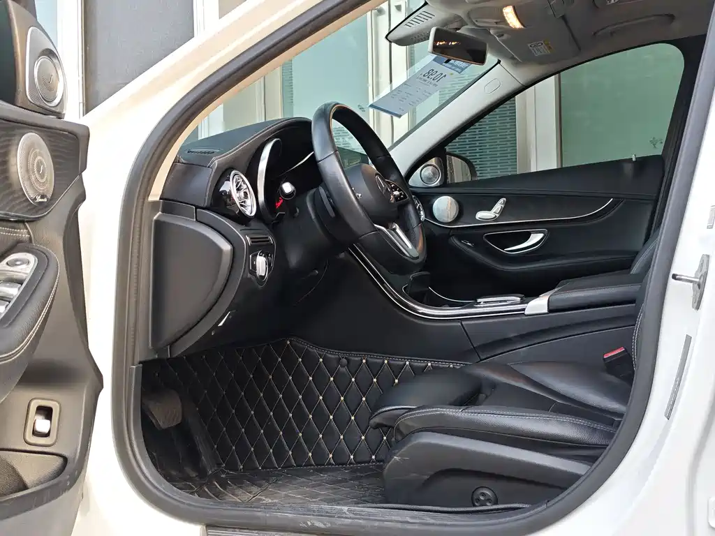 Mercedes-Benz C-Class 2019 C 180 L Fashionable Sports Edition купить на сайте DeffCars