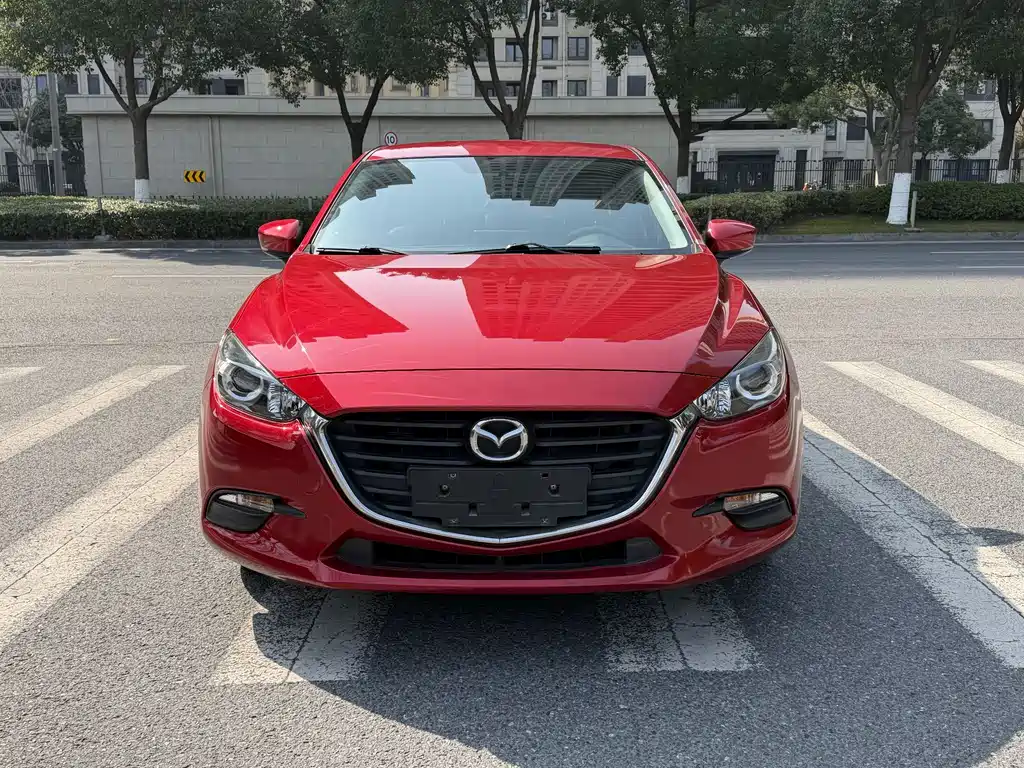 Mazda3 Angkesela 2017 Sedan 1.5L Automatic Comfort Type National V купить на сайте DeffCars