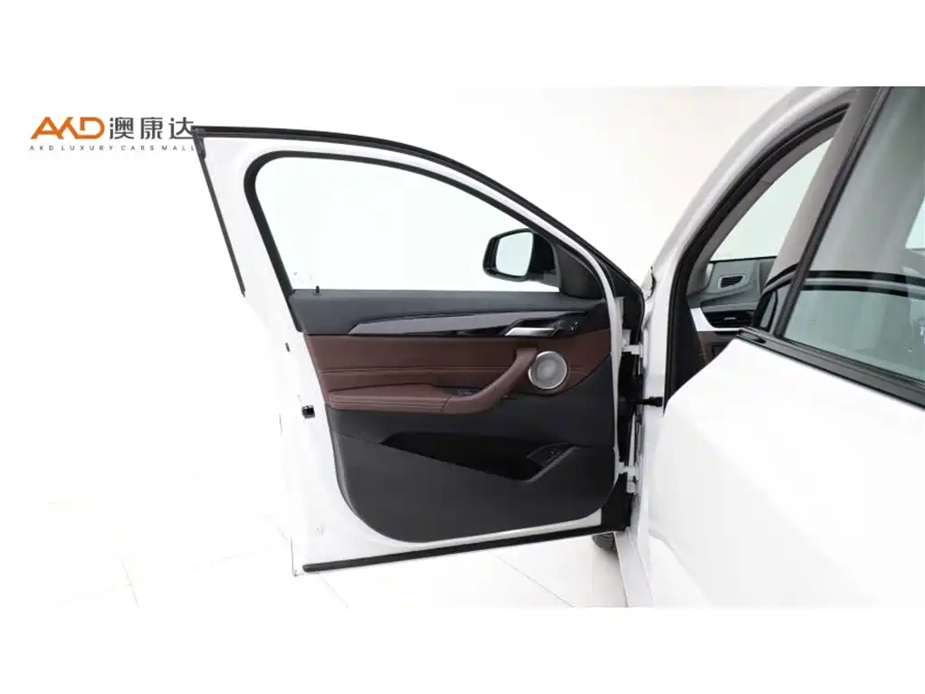 BMW X2/25i/2.0T/21 models/facelift sDrive M sports package купить на сайте DeffCars