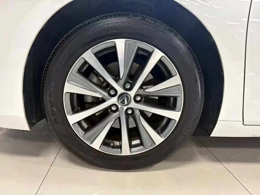 Lexus ES 2020 200 Excellence Edition купить на сайте DeffCars