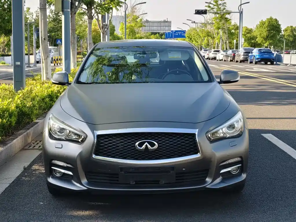 Infiniti Q50L 2018 2.0T Yixiang Edition National V купить на сайте DeffCars