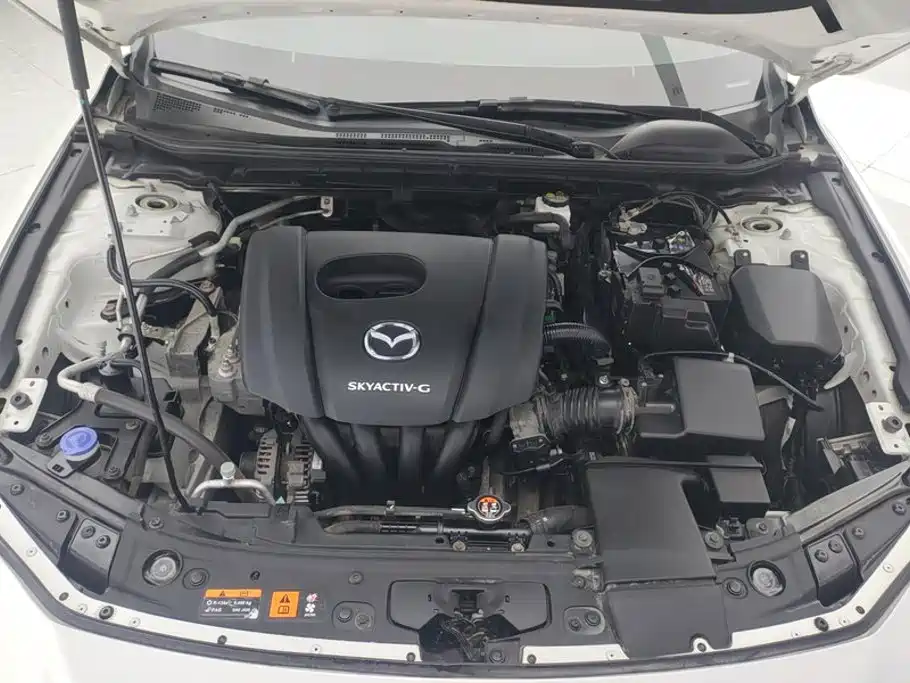 Mazda Axela 2021 1.5L Automatic Hyatt Edition купить на сайте DeffCars