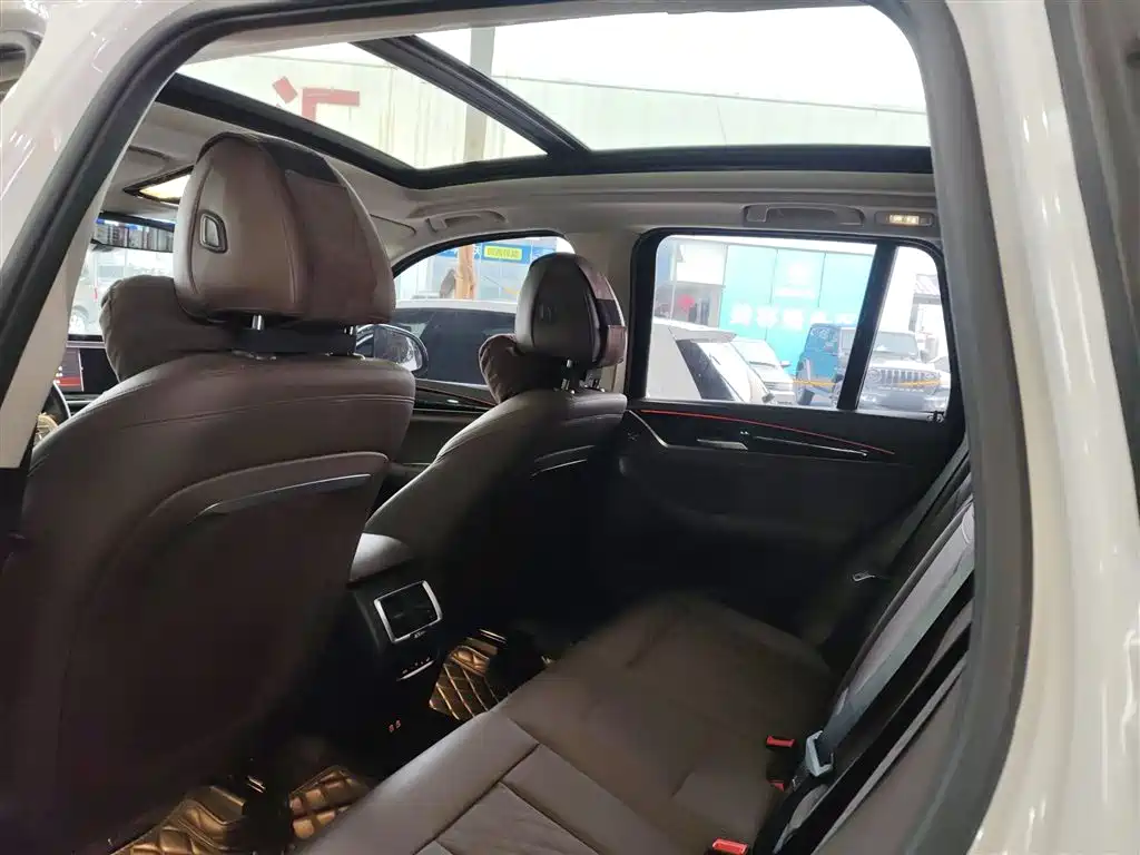 BMW X3 2022 facelift xDrive25i M sports package купить на сайте DeffCars