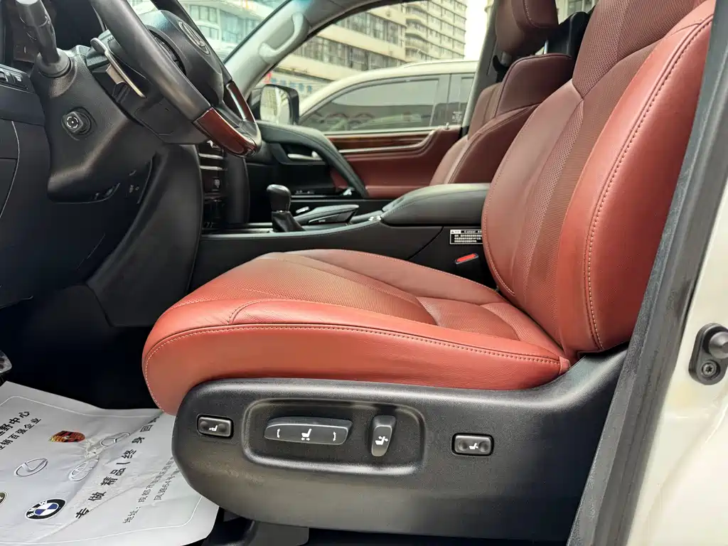 Lexus LX 2019 570 Premium Luxury Edition купить на сайте DeffCars