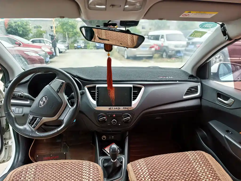 Yuena RV 2017 1.4L Manual Cool Version GLS National V купить на сайте DeffCars