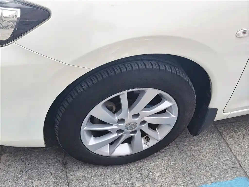 Tiida 2016 1.6L CVT cool version купить на сайте DeffCars