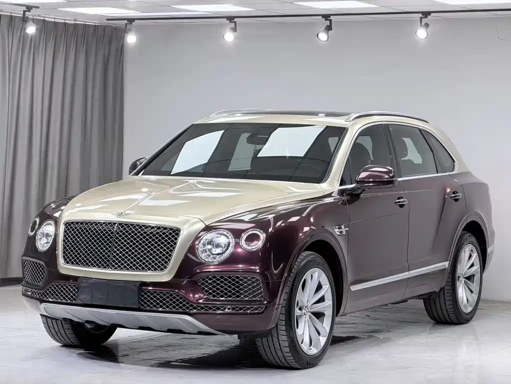 Bentayga 2018 4.0T V8 купить на сайте DeffCars