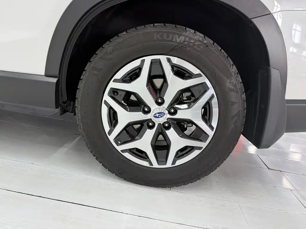 Forester 2022 2.0i AWD Deluxe Edition EyeSight купить на сайте DeffCars