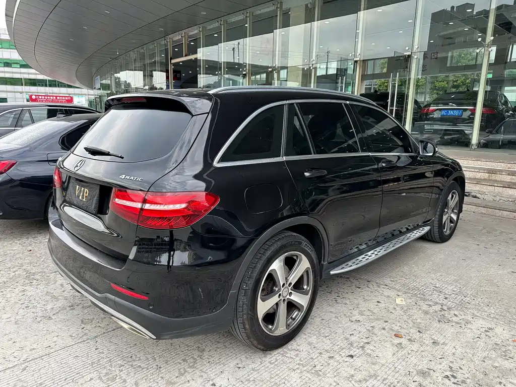 Mercedes-Benz GLC 2017 GLC 260 4MATIC luxury model купить на сайте DeffCars