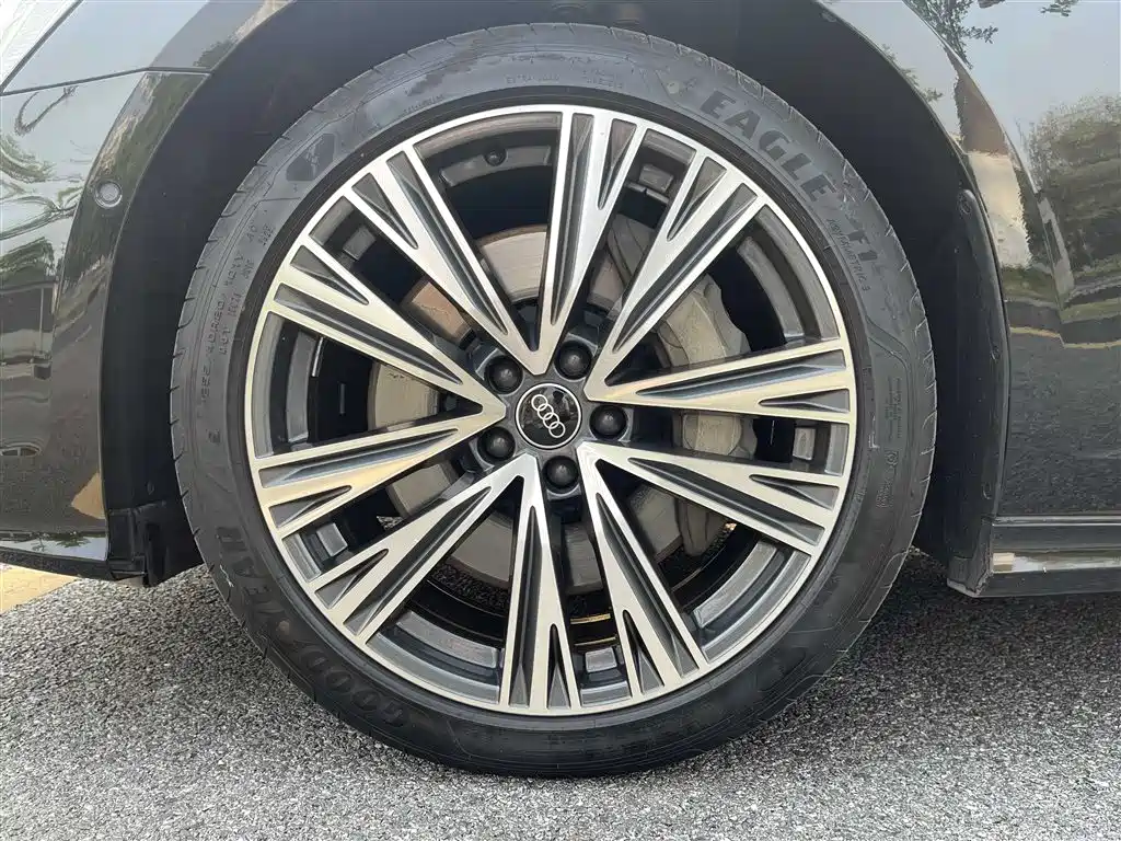 Audi A6L 2022 55 TFSI quattro exclusive dynamic model купить на сайте DeffCars