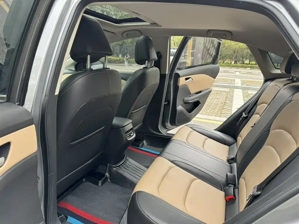Cruze 2022 320 Automatic Sunroof Edition купить на сайте DeffCars