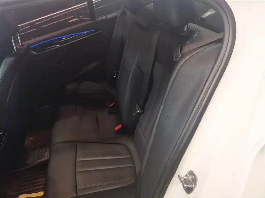 BMW 5 Series 2018 525Li M Sports Package купить на сайте DeffCars