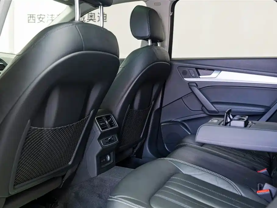 Audi Q5L 2020 facelift 40 TFSI enjoys fashionable style купить на сайте DeffCars