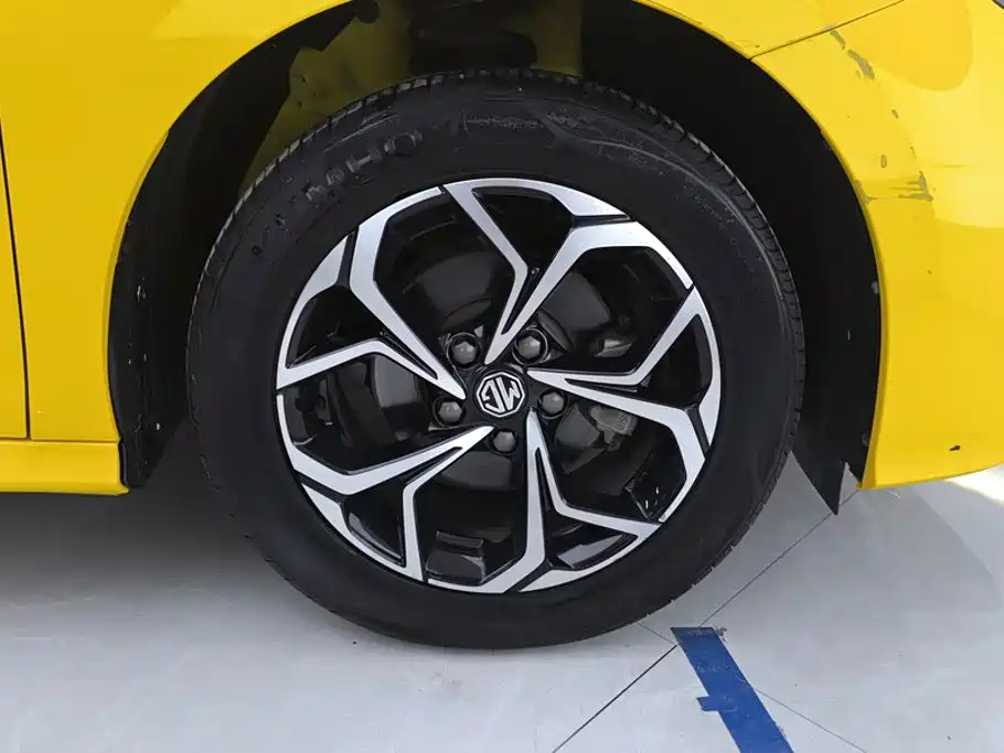 MG5 2022 180DVVT CVT Youth Deluxe Edition купить на сайте DeffCars
