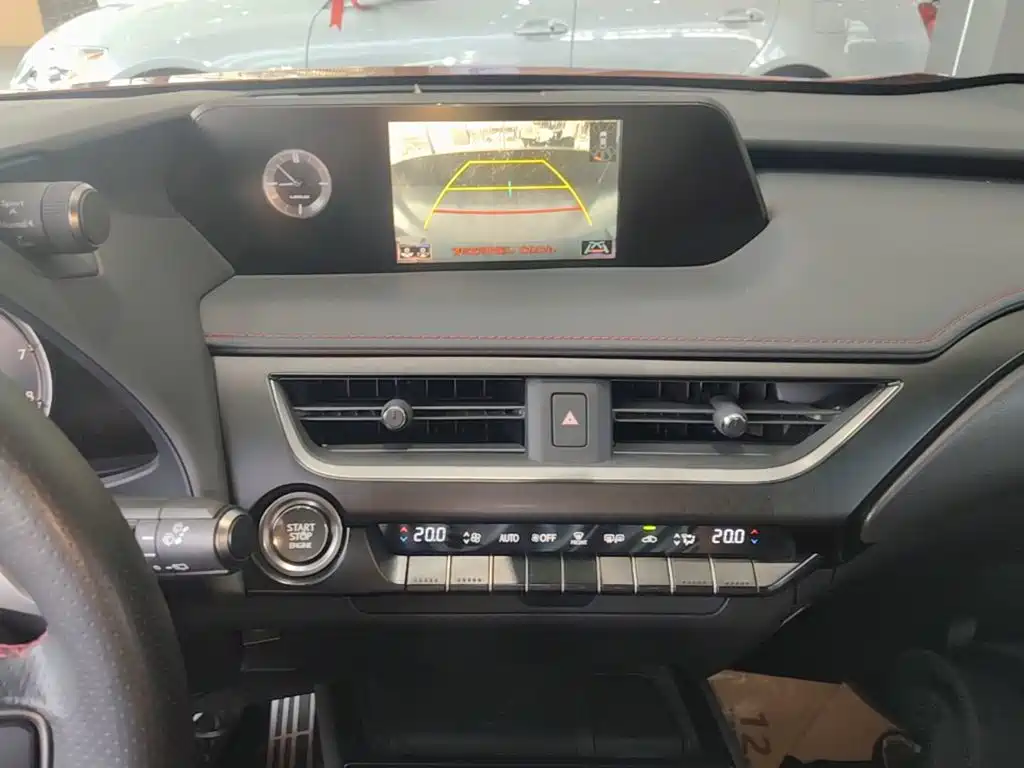 Lexus UX 2020 200 F SPORT Edition купить на сайте DeffCars