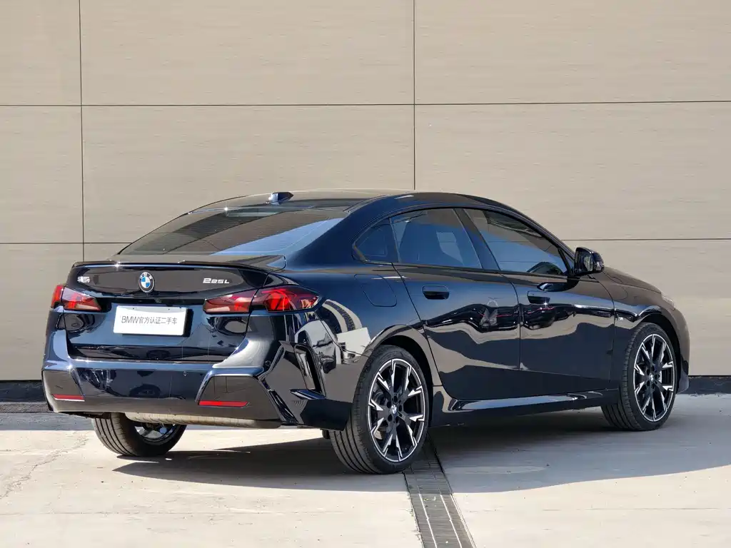 BMW 2 Series 2025 225L M Sports Night Package купить на сайте DeffCars