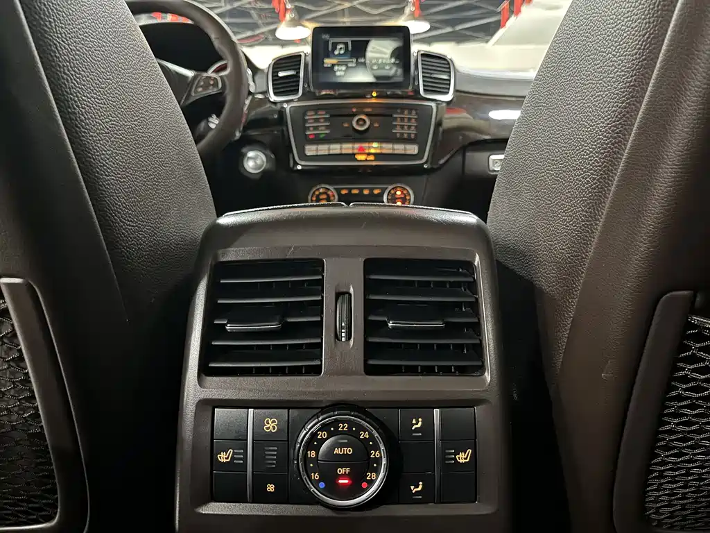Mercedes-Benz GLS 2018 GLS 400 4MATIC Dynamic купить на сайте DeffCars
