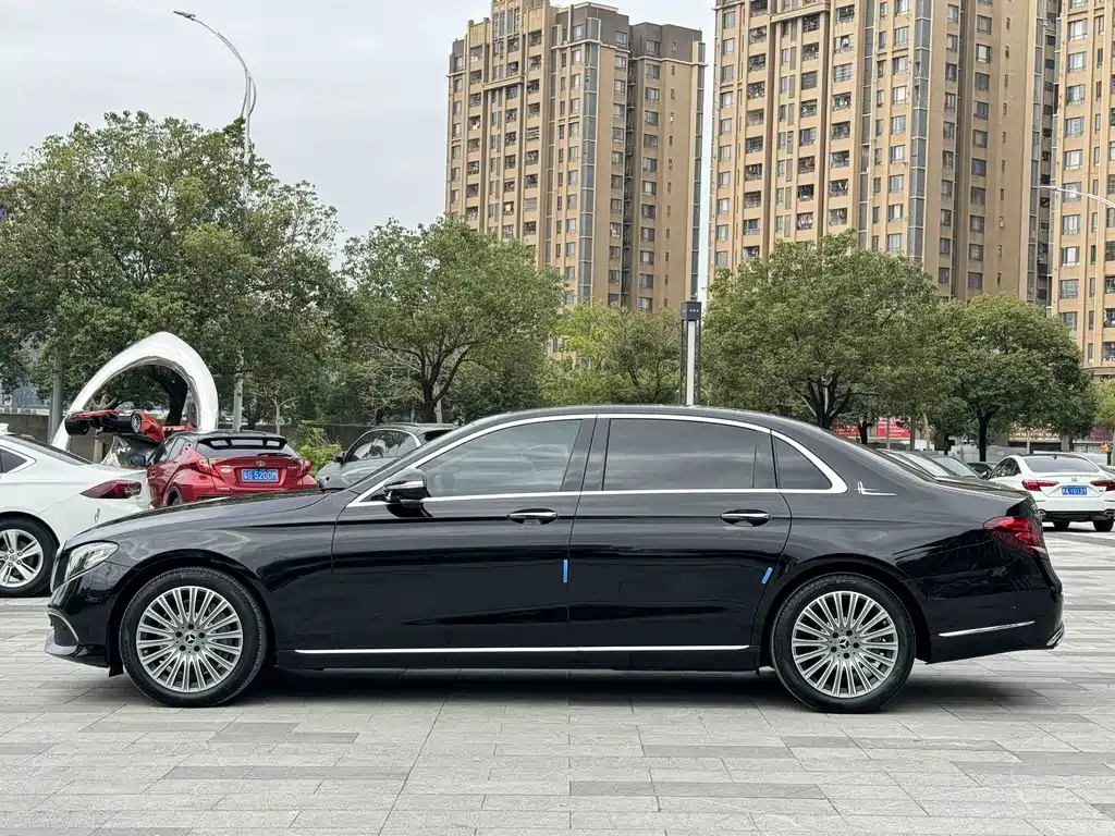 Mercedes-Benz E-Class 2019 E 300 L Luxury Model купить на сайте DeffCars