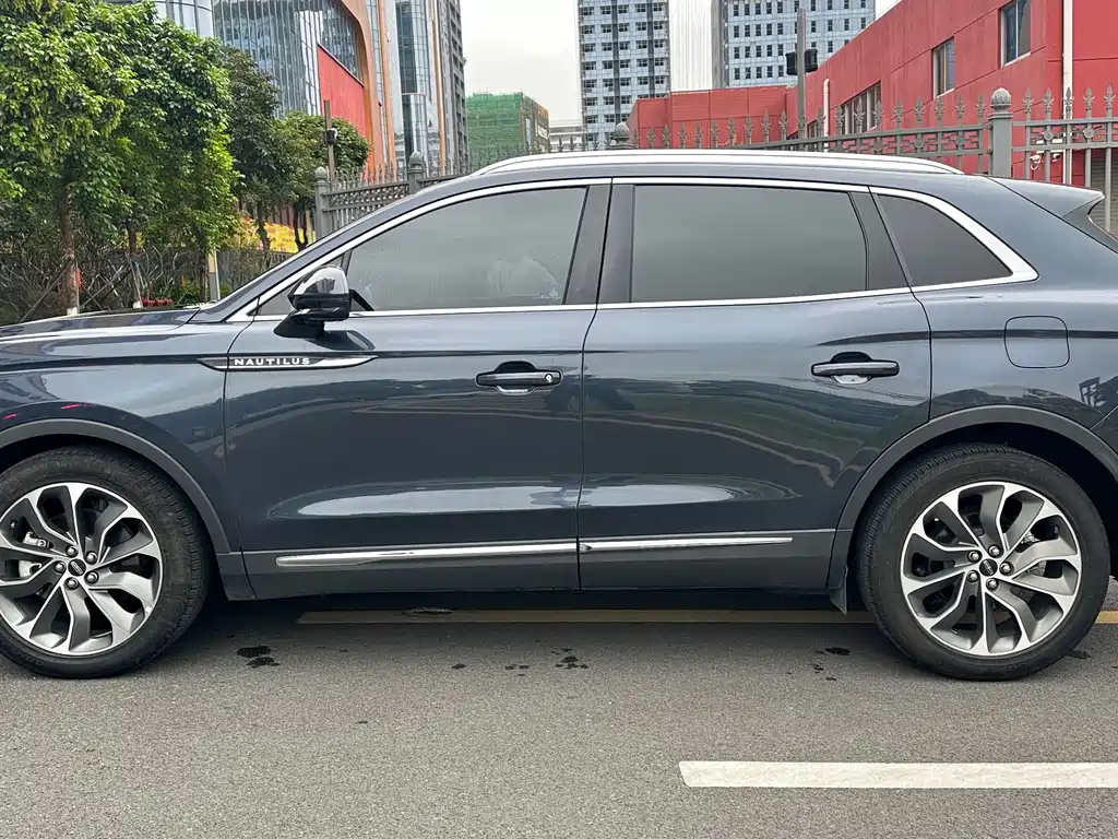 Voyager 2021 2.0T four-wheel drive exclusive edition купить на сайте DeffCars