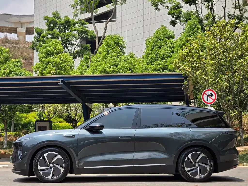 NIO ES8 2024 model 75kWh купить на сайте DeffCars