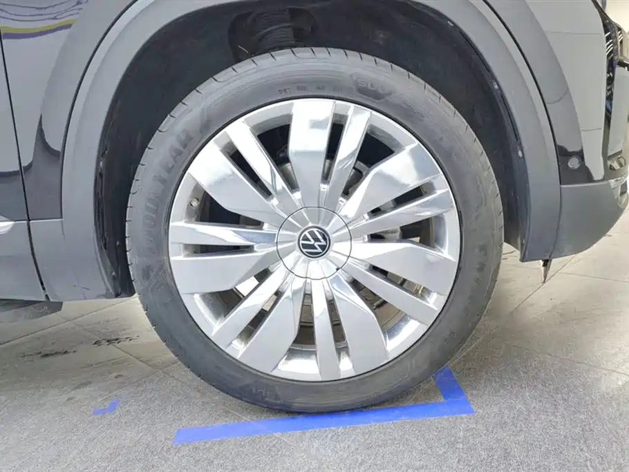 Touron 2024 380TSI four-wheel drive supreme flagship version купить на сайте DeffCars