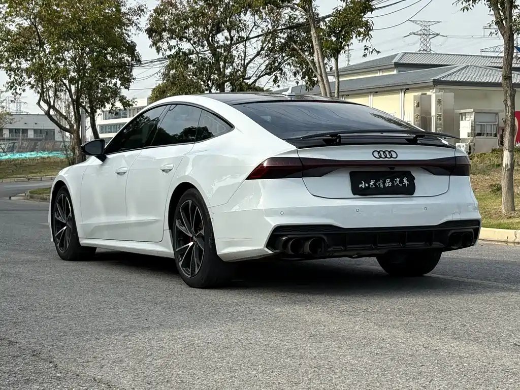Audi A7 2021 45 TFSI Premium Selection купить на сайте DeffCars