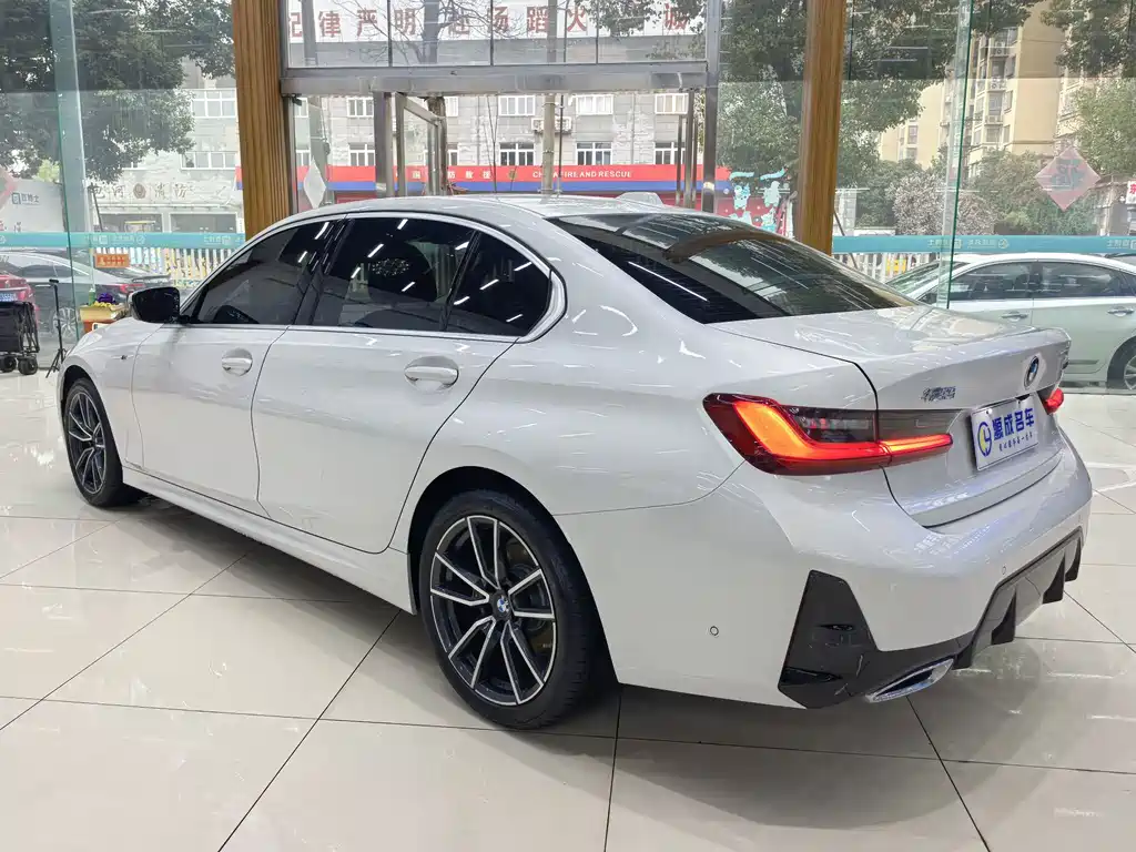 BMW 3 Series 2025 325Li M Sports Package купить на сайте DeffCars