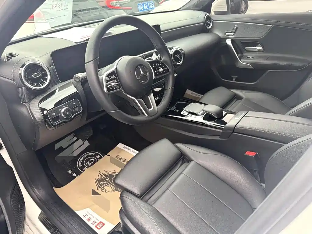 Mercedes-Benz A-Class 2020 Facelift A 200 L Sports Sedan Fashionable купить на сайте DeffCars