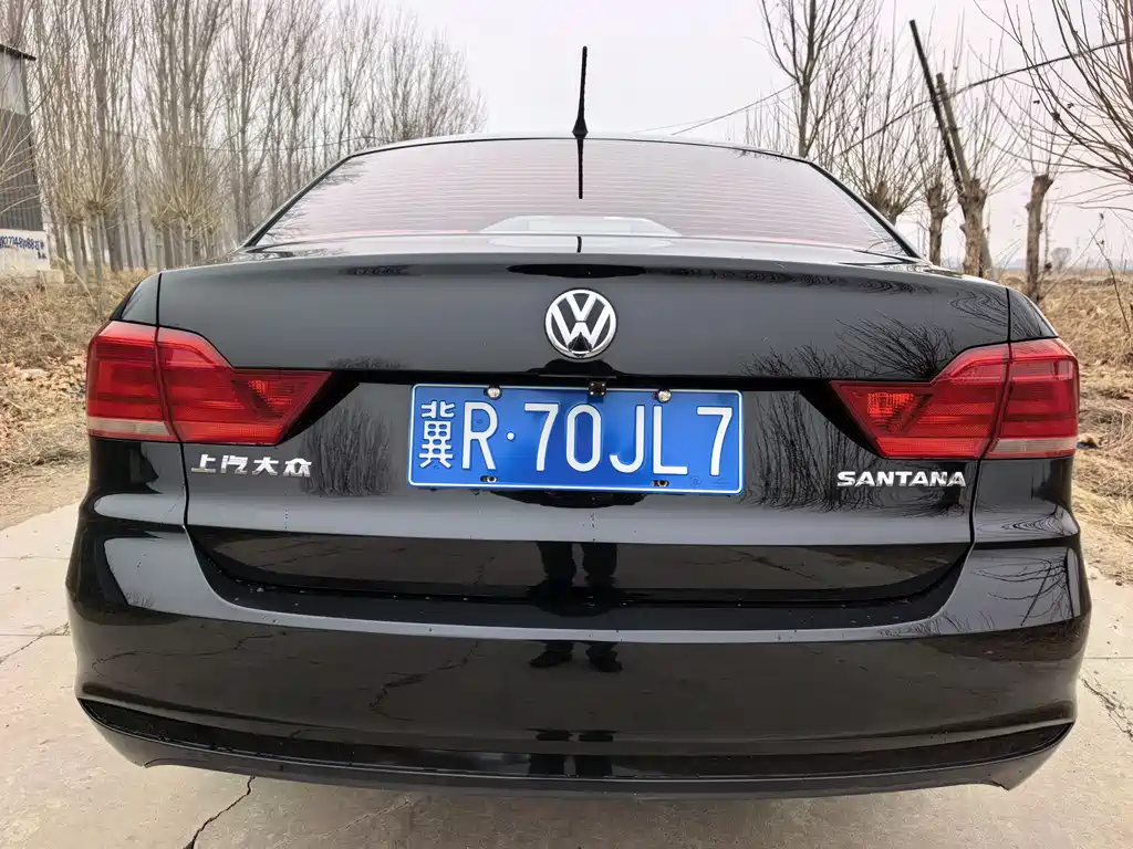 Santana 2019 1.5L Manual Fashion Edition National VI купить на сайте DeffCars