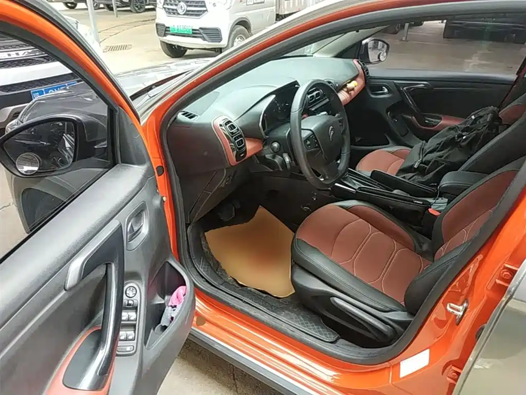 Citroen C3-XR 2019 190THP automatic crossover version купить на сайте DeffCars
