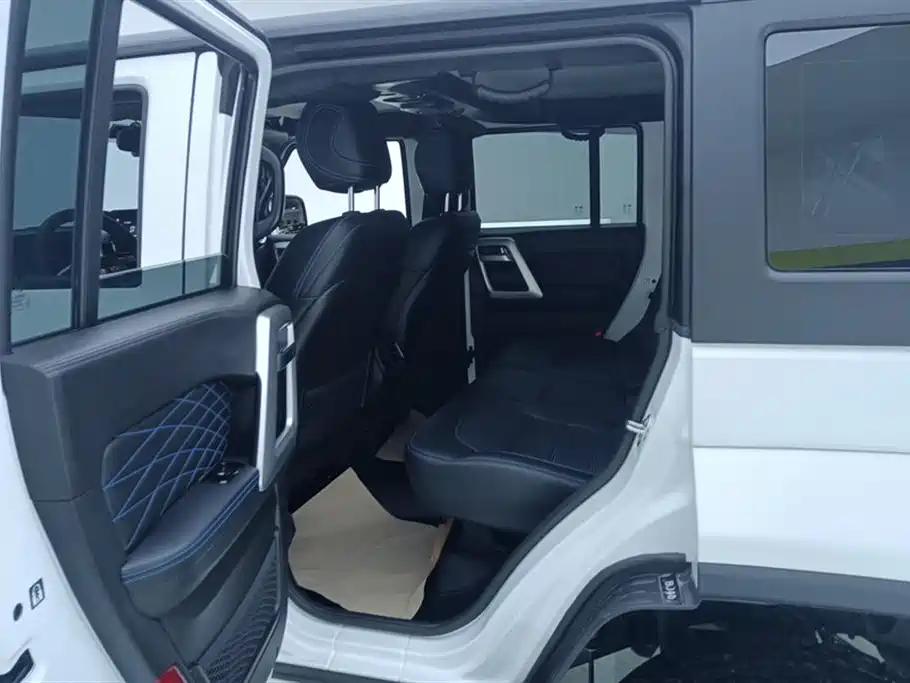Beijing Off-Road BJ40 2024 2.0D Blade Hero Glory Edition купить на сайте DeffCars