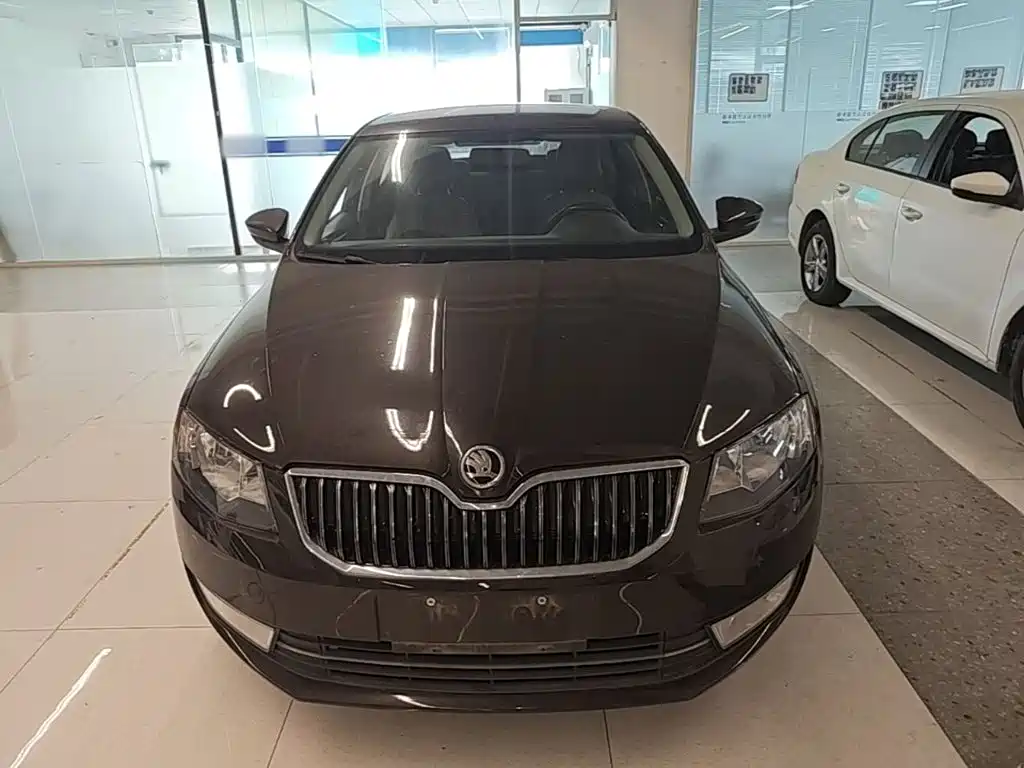 Octavia 2015 1.6L automatic Yijie version купить на сайте DeffCars
