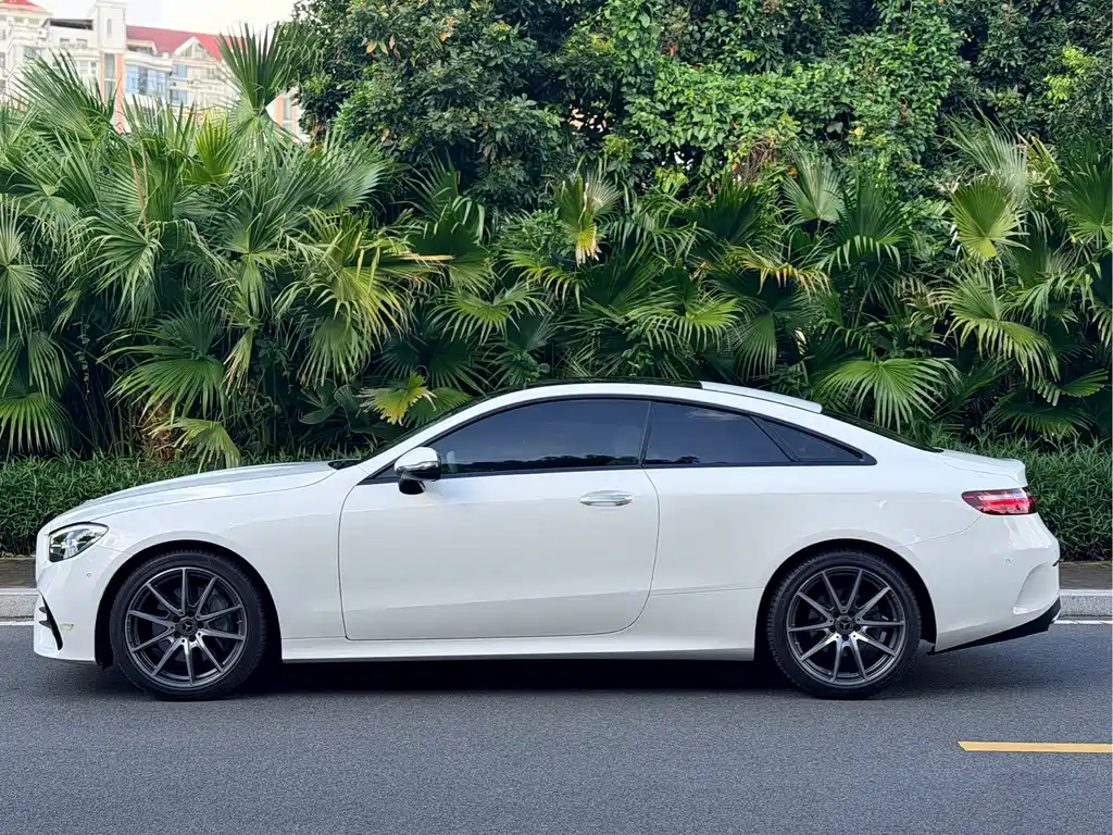 Mercedes E-Class import 2023 modified E 260 coupe купить на сайте DeffCars