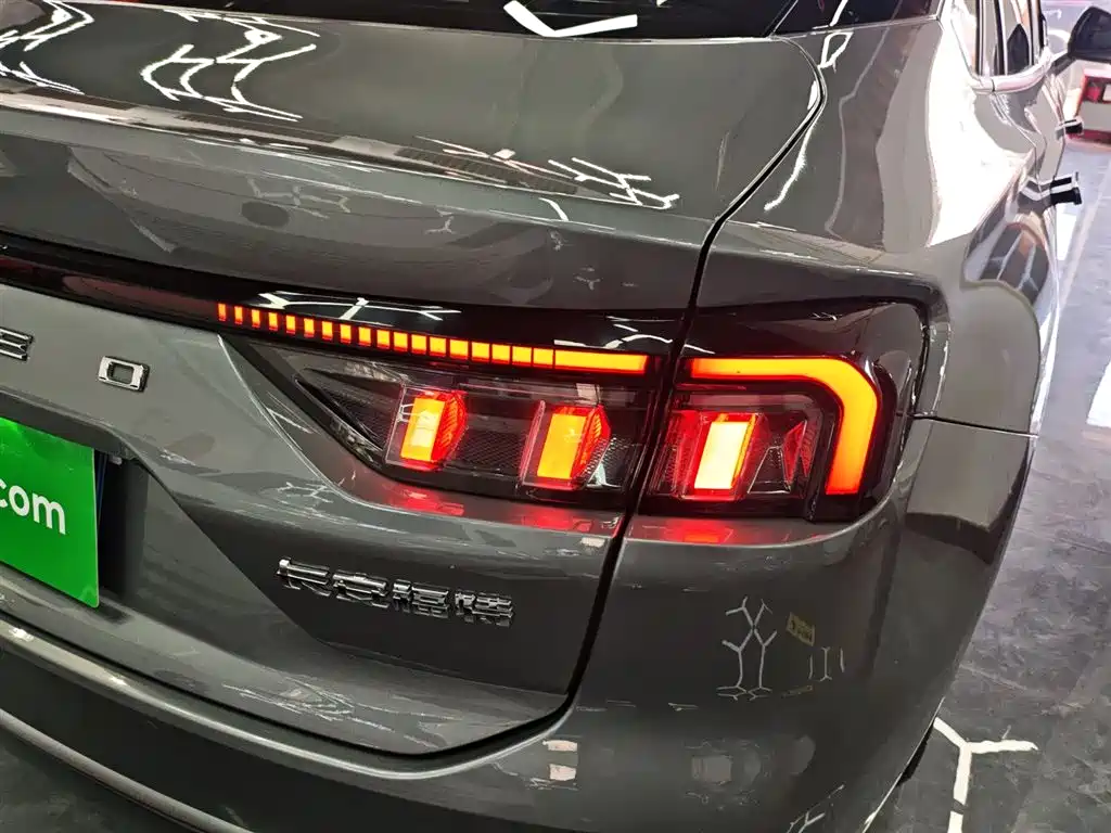 Mondeo 2023 EcoBoost 245 Extreme купить на сайте DeffCars